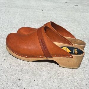 Swedish Hasbeens Clogs